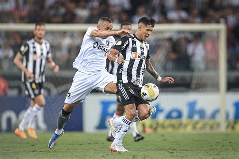 bares para assistir o jogo do galo hoje,Torcedores do Atlético lotam bares de BH para assistir jogo com 